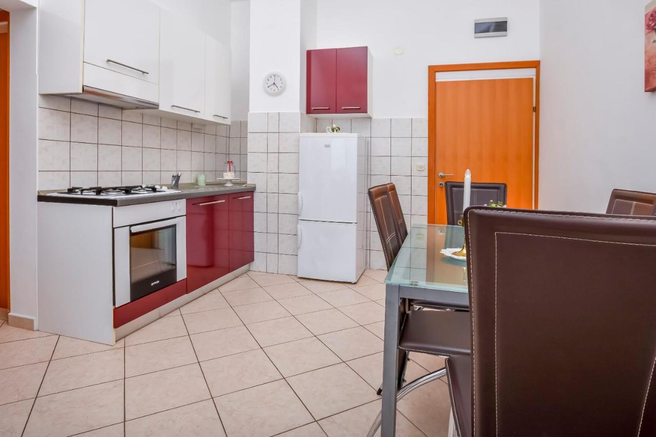 Apartments Anka 로고즈니차 외부 사진