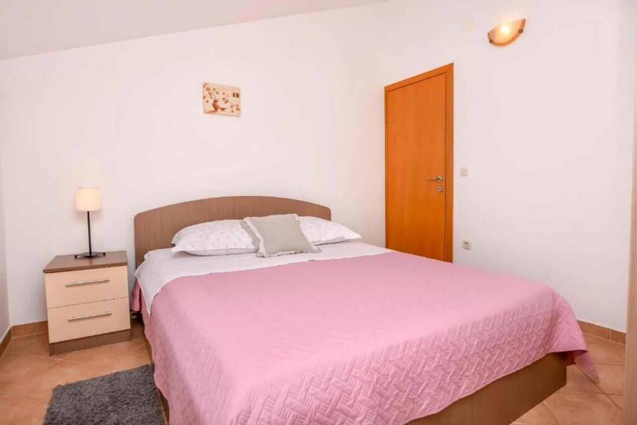 Apartments Anka 로고즈니차 외부 사진
